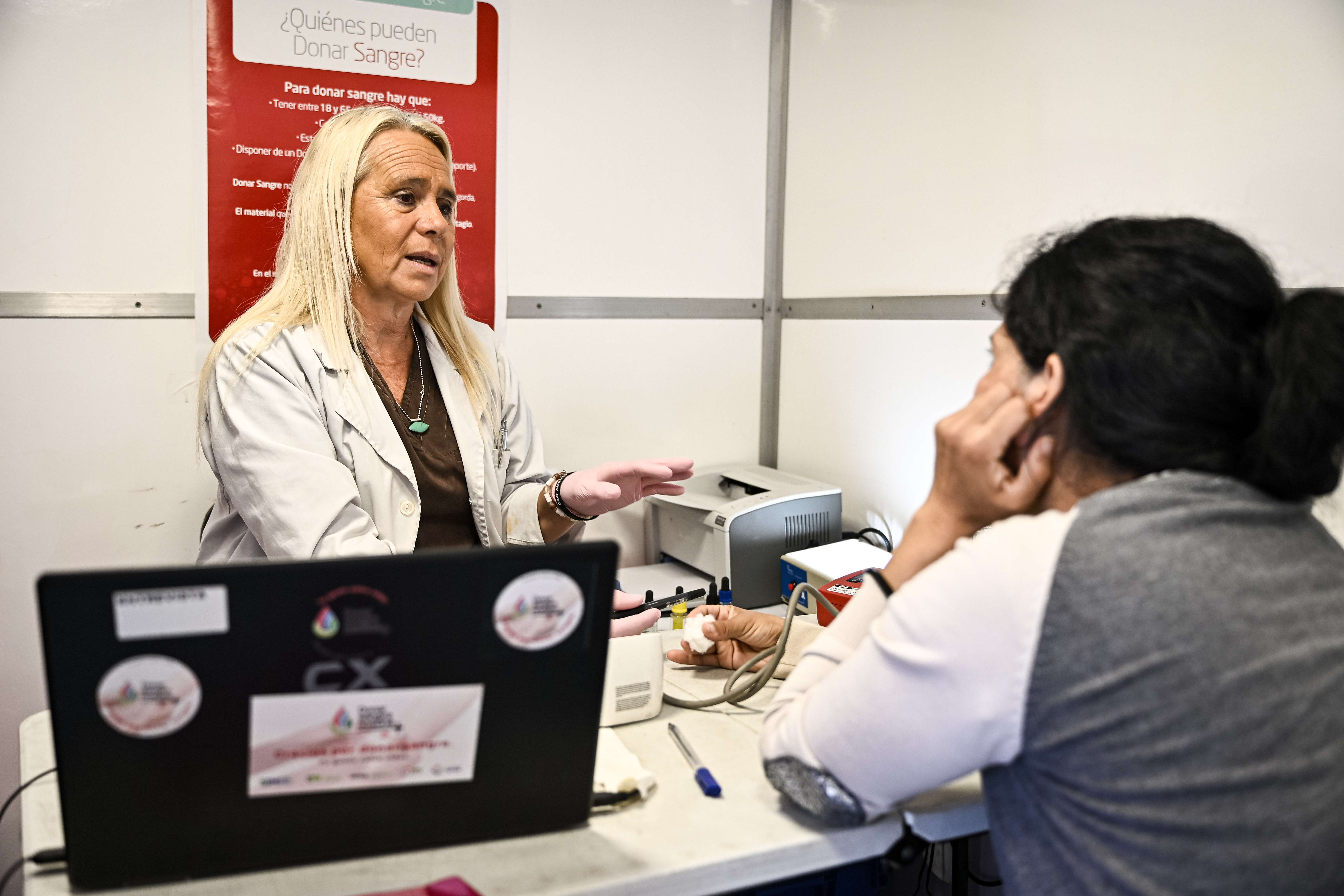 Donar sangre nos une: la FCVyS realizó una nueva colecta junto al Programa Provincial de Hemoterapia